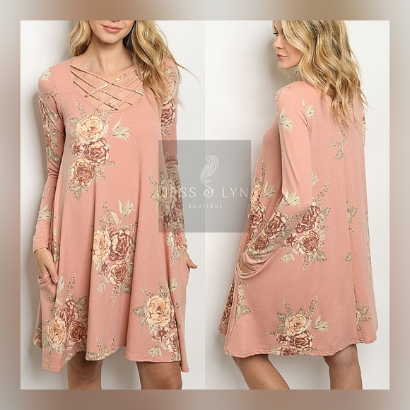 CY Dresses & Skirts - 🆕Floral Swing Dress w/Pockets